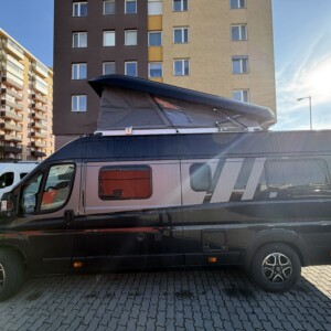 CAMPERVAN CARADO CV640 s otváracou obytnou strechou
